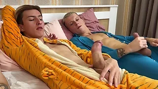 Gold Twink XXX Videos 12